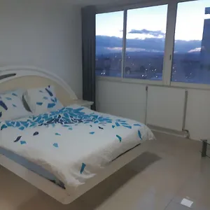 Laurent Bonnevay Appartement